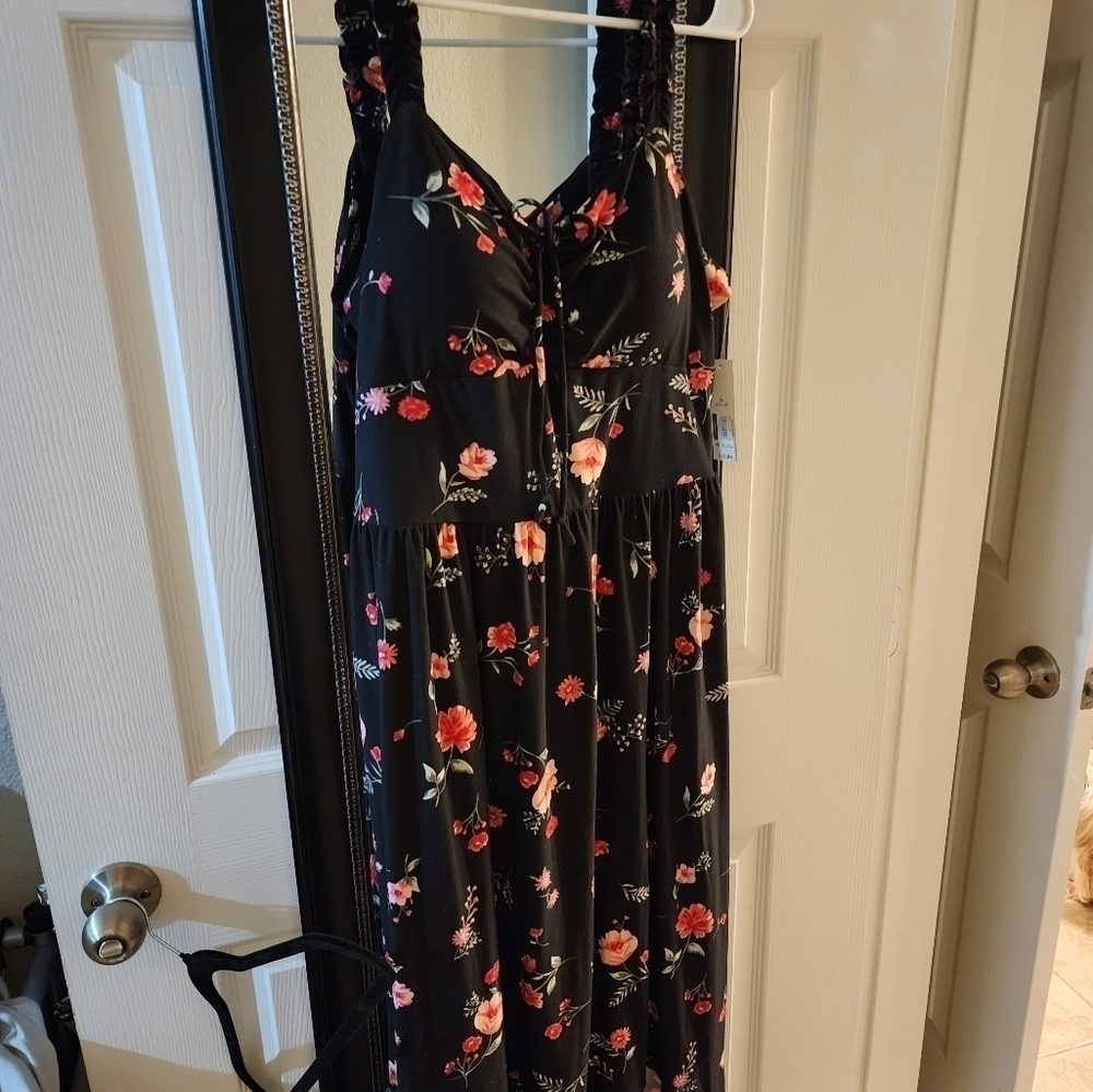 NWT Floral dress high/low